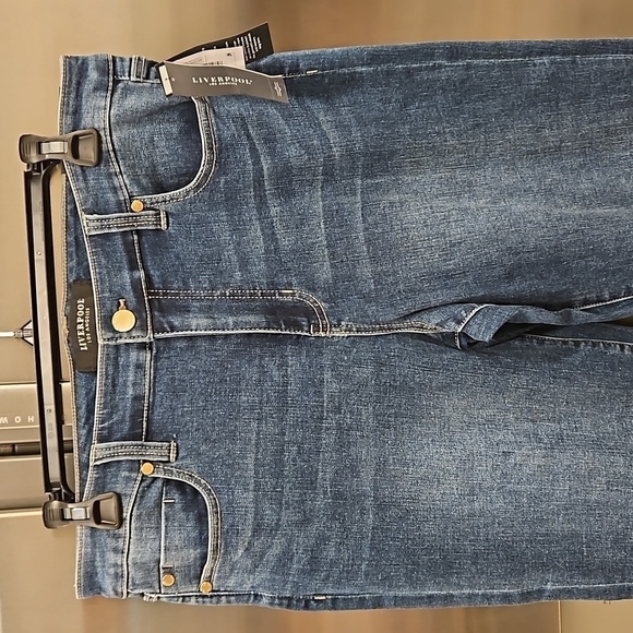 💕LIVERPOOL💕 Pamela Cropped Flare Jeans ~ Wystone 12/31 NWT - Picture 5 of 12